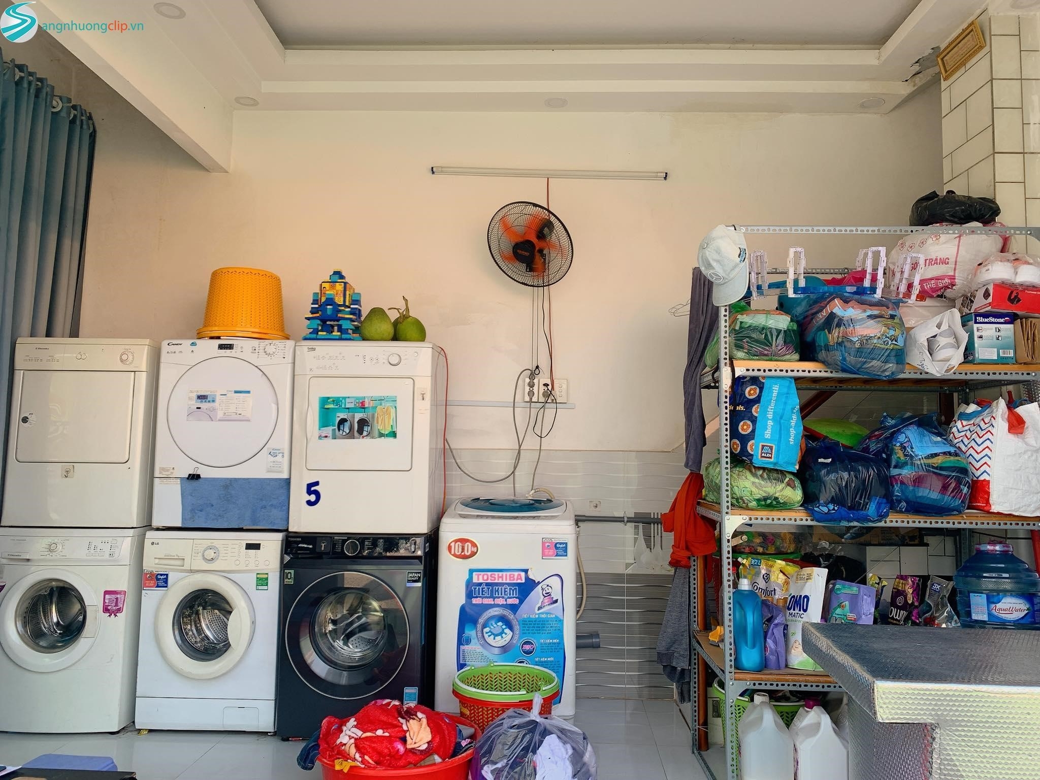 Dịch vụ giặt ủi Quận 2: Giao nhận 2 chiều và chất lượng